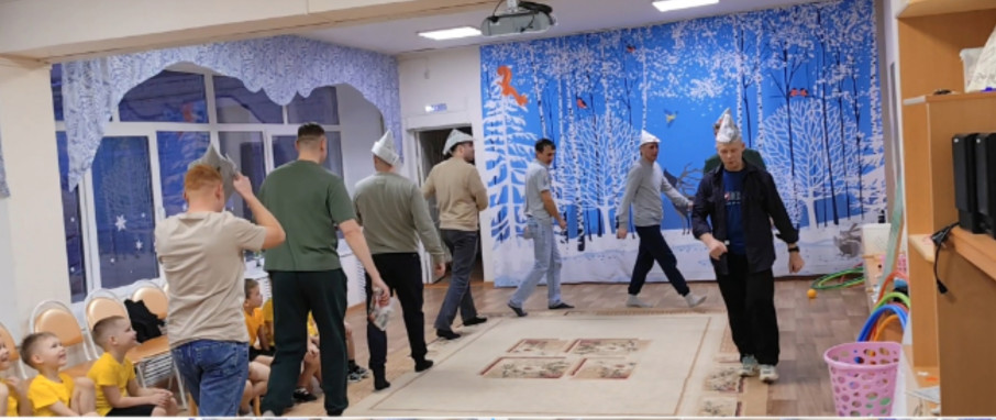 Праздник пап в детском саду Праздник пап в детском саду.